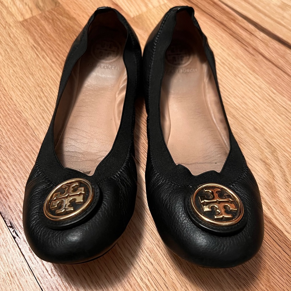 Tory Burch 7.5 black flats 🖤